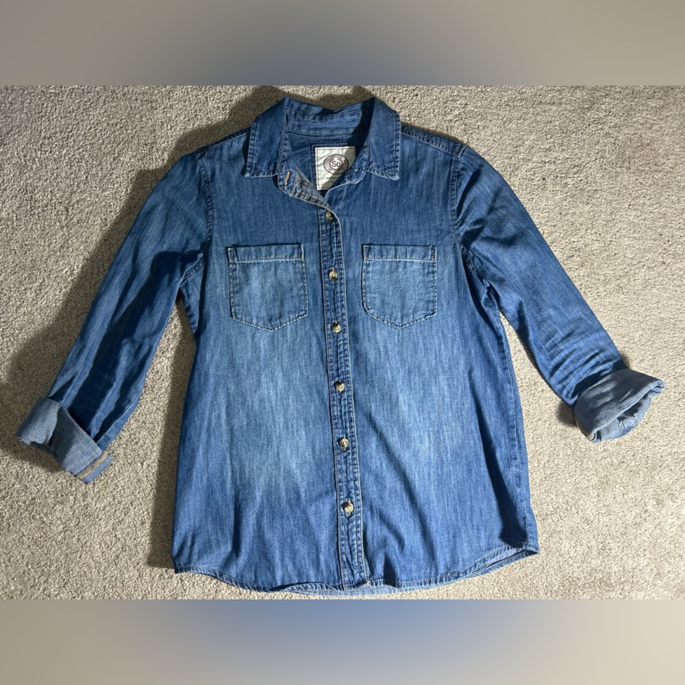 💙SO Denim Button Down Shirt size: small